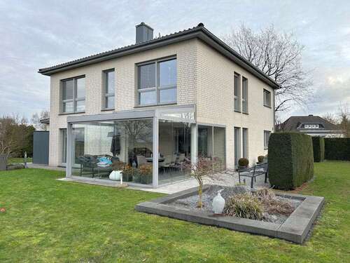 Foto - Haus zum Kaufen in Erwitte 695.000,00 € 185.37 m²