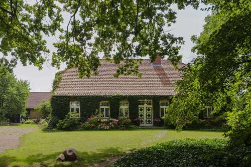 Foto - Haus zum Kaufen in Dannenberg 890.000,00 € 553 m²