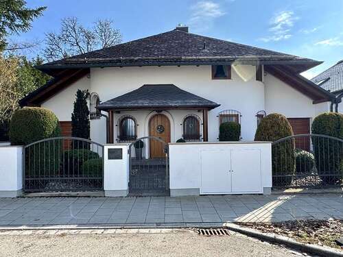 Foto - Haus zum Kaufen in Riemerling 1.585.000,00 € 160 m²