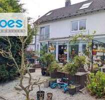 Haus zum Kaufen in Langenfeld 495.000,00 € 169 m²
