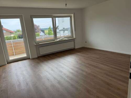 Foto - Wohnung zum Mieten in Egenhofen 990,00 € 85.55 m²