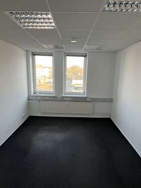 Foto - Büro in Hannover 262,00 € 32.69 m²