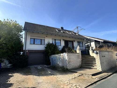 Foto - Haus zum Kaufen in Alfeld 249.000,00 € 224 m²