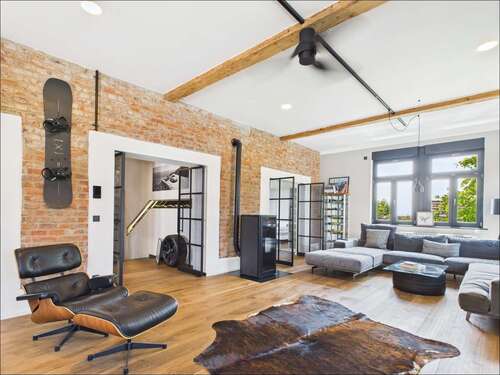 Foto - Haus zum Kaufen in Johannesberg 1.849.000,00 € 320 m²