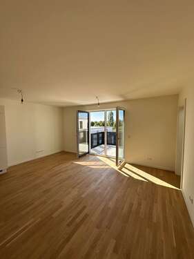 Foto - Wohnung zum Mieten in Rostock 832,33 € 56.89 m²