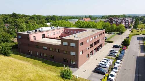 Foto - Büro in Waltrop 2.419,46 € 221.86 m²