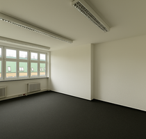 Büro in Hamburg 950,00 € 35 m² - 950,00&nbsp;EUR Kaltmiete, ca.&nbsp; 35,00&nbsp;m&sup2; in Hamburg (PLZ: 20095)