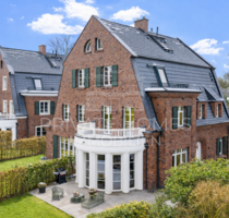 Haus zum Kaufen in Hamburg 2.890.000,00 € 242 m²