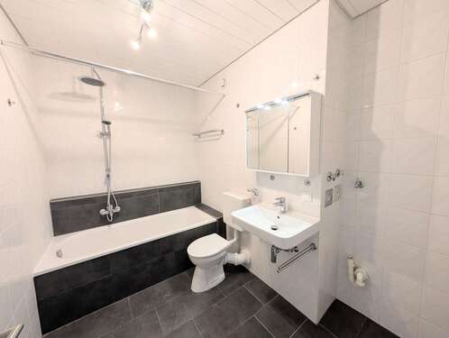 Foto - Wohnung zum Mieten in Neuhofen 845,00 € 67 m²