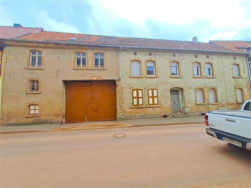 Foto - Haus zum Kaufen in Wallhausen 78.000,00 € 162 m²