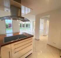 Haus zum Mieten in Wallau 3.300,00 € 218 m²