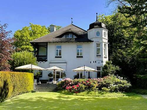 Foto - Haus zum Kaufen in Gelsenkirchen 1.500.000,00 € 465 m²