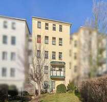 Haus zum Kaufen in Reichenbach im Vogtland 195.000,00 € 355 m²