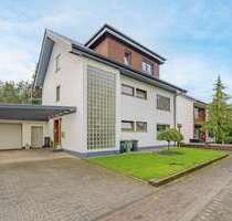 Haus zum Kaufen in Schloß Holte-Stukenbrock 549.000,00 € 214 m²