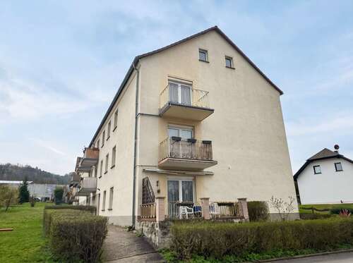 Foto - Wohnung zum Kaufen in Bad Bibra 49.000,00 € 67.4 m²