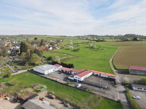 Foto - Spezialgewerbe in Laubach 790.000,00 €