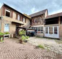 Haus zum Kaufen in Karlsruhe 1.550.000,00 € 471 m²