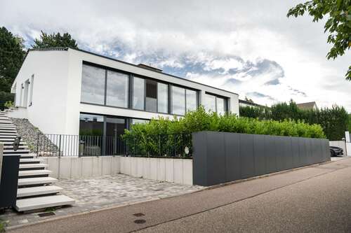 Foto - Haus zum Kaufen in Karlsruhe 2.600.000,00 € 480 m²