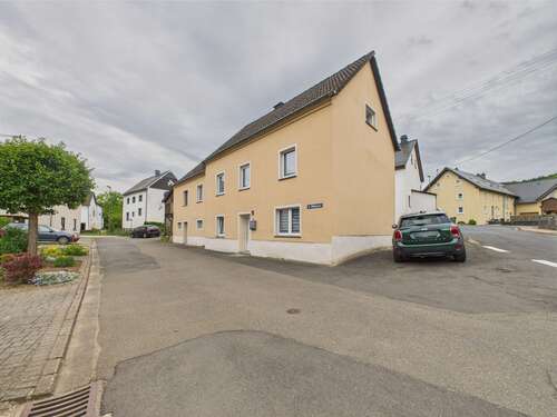Foto - Haus zum Kaufen in Mürlenbach 140.000,00 € 167 m²