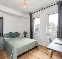 WG-Zimmer in Berlin 740,00 € 10 m²