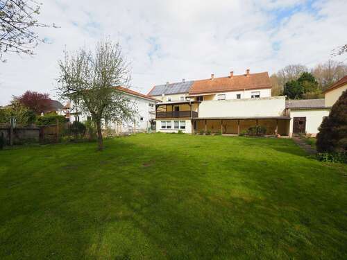 Foto - Haus zum Kaufen in Zweibrücken 175.000,00 € 250 m²