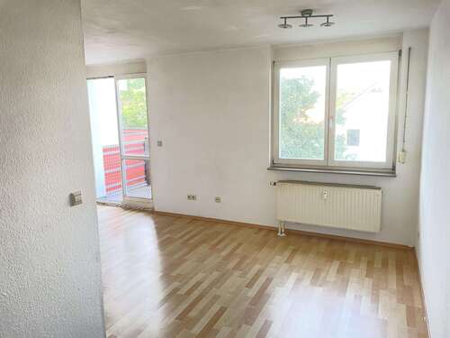 Foto - Wohnung zum Mieten in Zwickau 220,00 € 31.28 m²