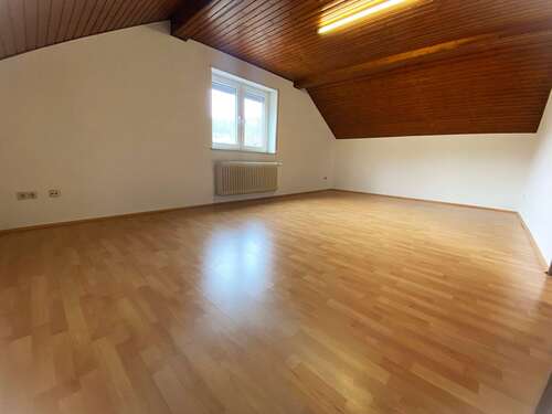 Foto - Wohnung zum Mieten in Hochspeyer 450,00 € 85 m²