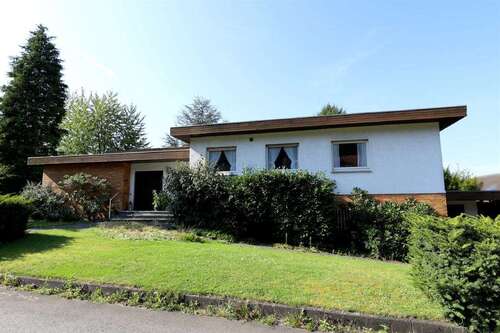 Foto - Haus zum Kaufen in Lage 398.000,00 € 181.54 m²