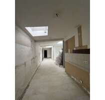 Halle in Köln 750,00 € 70 m² - 750,00 EUR Kaltmiete, ca.  70,00 m² in Köln (PLZ: 51105)