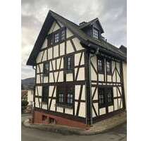 Haus zum Mieten in Schmitten-Oberreifenberg 1.200,00 € 120 m²