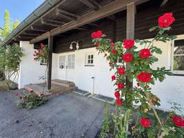 Haus zum Kaufen in Landshut Moniberg 1.225.000,00 € 224 m² - Landshut / Moniberg