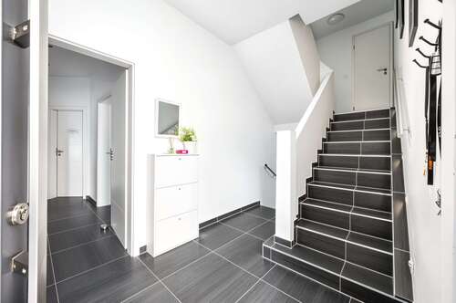 Foto - Haus zum Kaufen in Grünstadt 570.000,00 € 210 m²