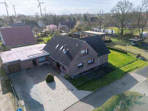 Foto - Haus zum Kaufen in Wittmund Buttforde 269.000,00 € 180 m²