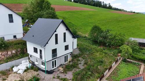 Foto - Haus zum Kaufen in Schuttertal 365.000,00 € 140 m²