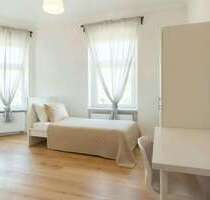 WG-Zimmer in Berlin 700,00 € 12 m²