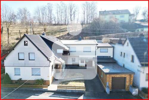 Foto - Haus zum Kaufen in Teuschnitz 99.000,00 € 190 m²