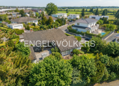 Foto - Haus zum Kaufen in Dreieich 1.095.000,00 € 212 m²