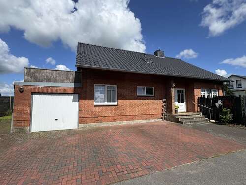 Foto - Haus zum Kaufen in Nordhastedt 299.000,00 € 163 m²