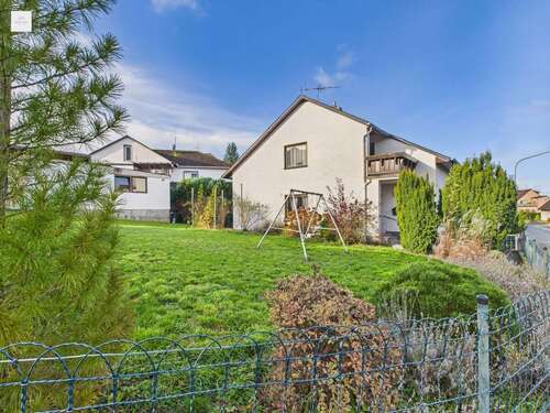 Foto - Haus zum Kaufen in Wassenach 275.000,00 € 169.08 m²