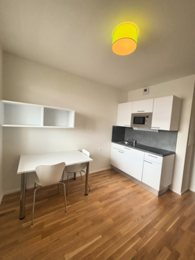Foto - Wohnung zum Mieten in Frankfurt am Main 650,00 € 24.44 m²