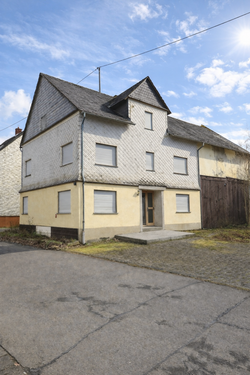 Foto - Haus zum Kaufen in Riesweiler 72.000,00 € 135 m²