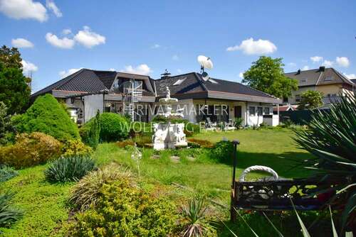 Foto - Haus zum Kaufen in Jüchen 695.000,00 € 240 m²