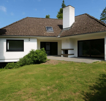 Haus zum Kaufen in Quickborn 649.000,00 € 251.05 m²