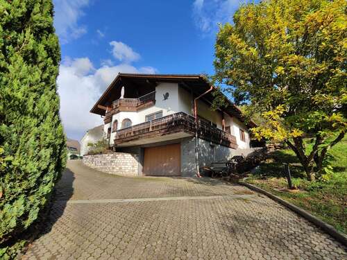 Foto - Haus zum Kaufen in Weinbach 349.000,00 € 156 m²