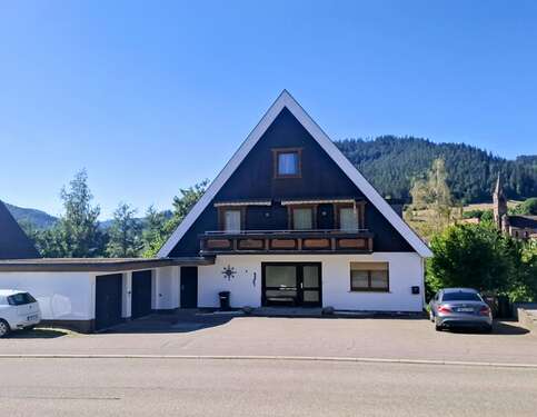 Foto - Haus zum Kaufen in Baiersbronn 349.000,00 € 270 m²