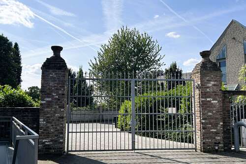 Foto - Haus zum Kaufen in Düsseldorf 895.000,00 € 154.97 m²