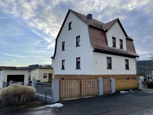 Foto - Haus zum Kaufen in Biebertal-Rodheim-Bieber 395.000,00 € 185 m²