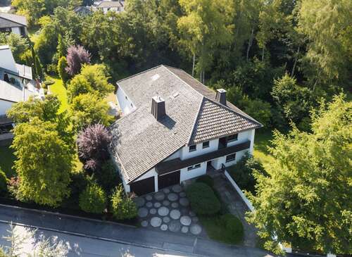 Foto - Haus zum Kaufen in Krailling 2.399.000,00 € 192 m²