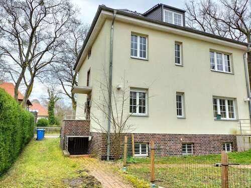 Foto - Haus zum Kaufen in Kleinmachnow 1.350.000,00 € 239 m²