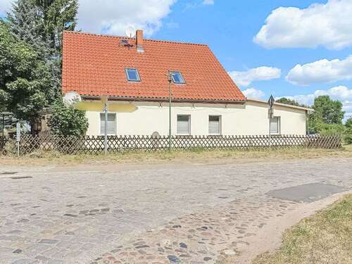 Foto - Haus zum Kaufen in Dechtow 199.000,00 € 183 m²